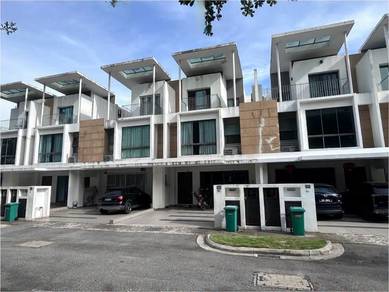 3-storey Terraced House For Sale in Cyberjaya,SGR