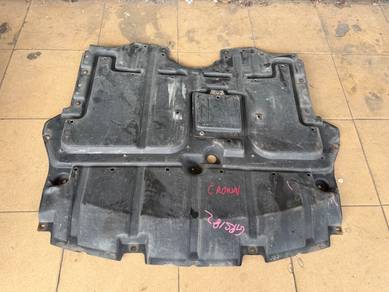 Toyota Crown GRS180 Engine Cover Japan