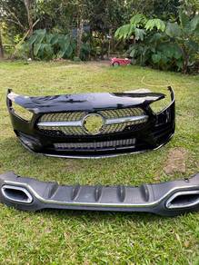 Bumper AMG180