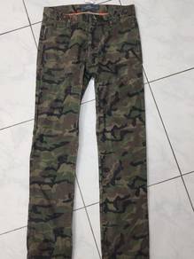 Seluar camo army sz 32