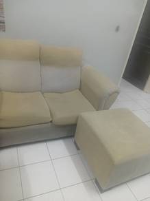 2 seater sofa with leg rest