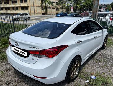 Hyundai Elantra ELEGANCE in Kuchai Lama, KUL