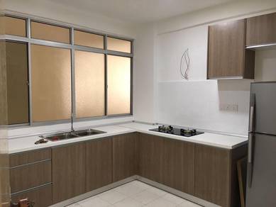 Condominium For Sale in Putra Place
