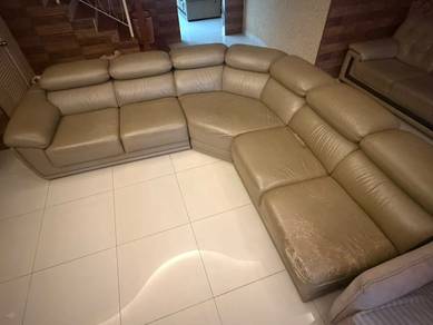 Used Sofa for Sale – Buyer Self-Collection