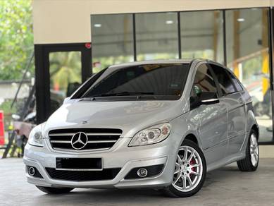 Mercedes Benz B180 180 (CBU) in Kajang, SGR