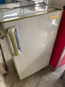 SANYO 160L 1 door Refrigerator 6spt3n2 - terpakai