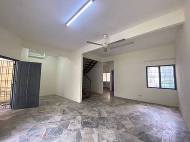 2-storey Terraced House For Sale in Seri Kembangan,SGR