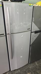 Toshiba Sejuk Peti Refrigerator Fridge Ice Freezer