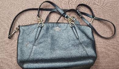 Coach Original Navy Pebbled Leather Satchel (Pre-