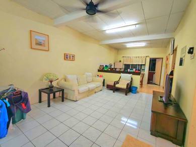 Townhouse For Sale in Kota Kemuning,SGR