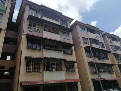 Apartment For Sale in Pangsapuri Putra Impian (Seri Kembangan)