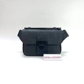 Preloved LV Black Taurillon S Lock Sling Bag