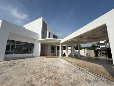 Bungalow House For Sale in Batu Kawan,PNG