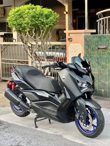 Yamaha XMAX