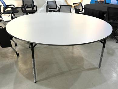 6ft round folding table （brand new）