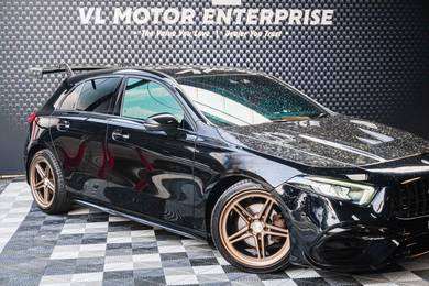 Mercedes Benz A180 180 AMG (CBU) in Desa Petaling, KUL