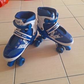 roller skates 🛼 