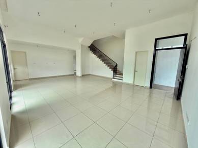 Semi-Detached House For Sale in Kota Kemuning,SGR