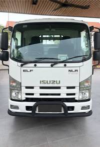 2015 ISUZU NLR55UEE - LOW MILEAGE 87,309 km