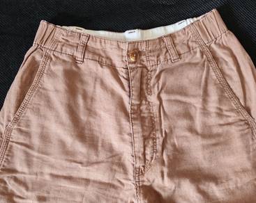 Uniqlo Smart Ankle pants for women