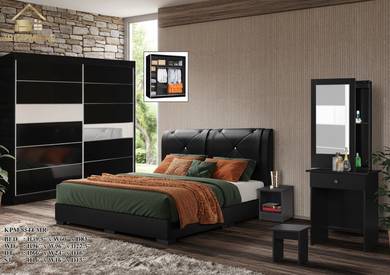 Bedroom set (new)