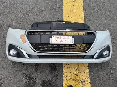 No 5-10-19 Peugeot 208 NFL 2018 Front Bumper Jpn