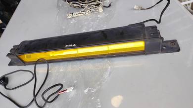 PIAA RF18 Ion Yellow Light Bar