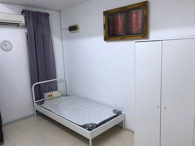 Room in Banting, SGR