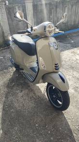 Vespa Primavera 150