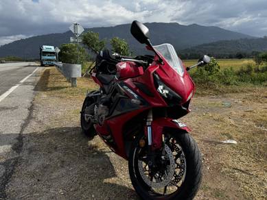 Honda CBR650R