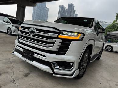 Toyota Land Cruiser ZX in Cheras, KUL