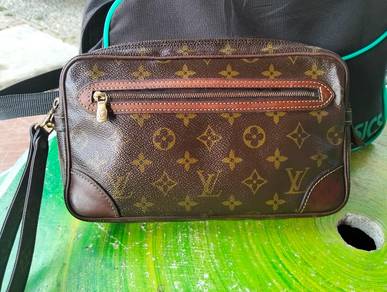 Clutch bag