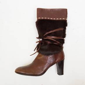 Elegant Leather and fur Tie Up boots