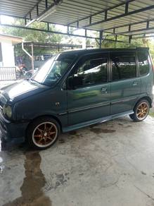Perodua Kenari EZ in Kulai, JHR