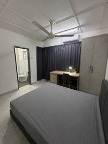 Room in Puchong, SGR