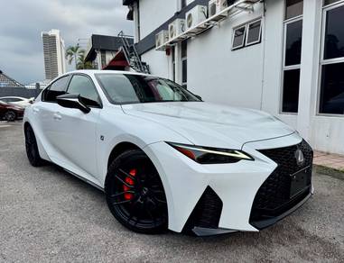 Lexus IS 300 F-SPORT in Petaling Jaya, SGR