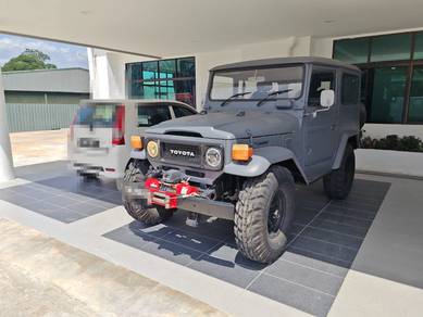Toyota Land Cruiser GX (BJ61V) in Mont Kiara, KUL