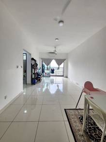 Condominium For Sale in The Holmes 2