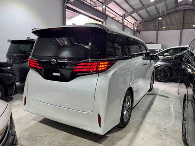 Toyota Alphard Z in Petaling Jaya, SGR