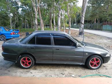 Proton Wira A/B GL in Ulu Tiram, JHR