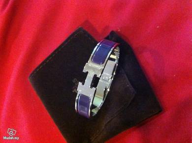 Brand New in Box Hermes Clic H enamel bracelet