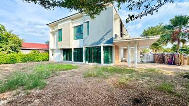 Semi-Detached House For Sale in Bertam,PNG