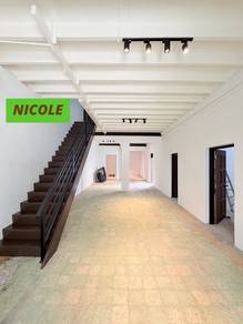 Semi-Detached House For Sale in Persiaran Gurney,PNG