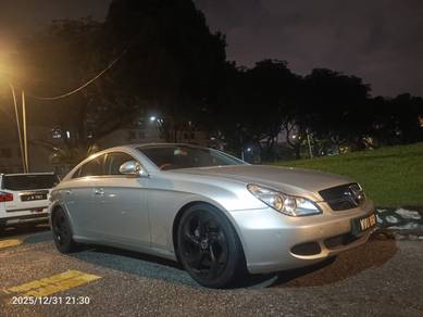 Mercedes Benz CLS350 350 CGI (CBU) in Kepong, KUL