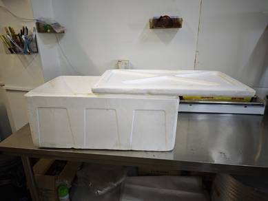 polystyrene foam cool box.  保丽龙冷藏箱