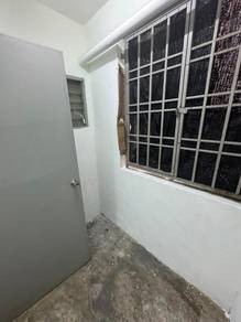 Flat For Rent in Taman Flora Heights
