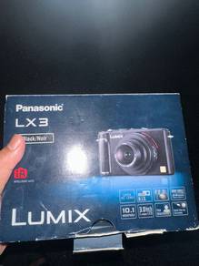 Panasonic DMC Lumix LX-3 Leica lens digital camera