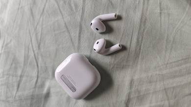 AirPods 4