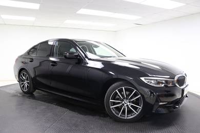 BMW 320i 20i SPORT in Johor Bahru, JHR