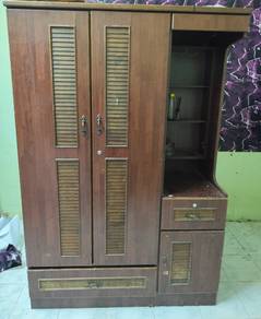 Almari baju untuk dijual